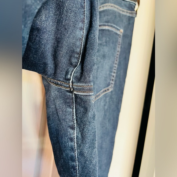 Express Jeans - Picture 3 of 4